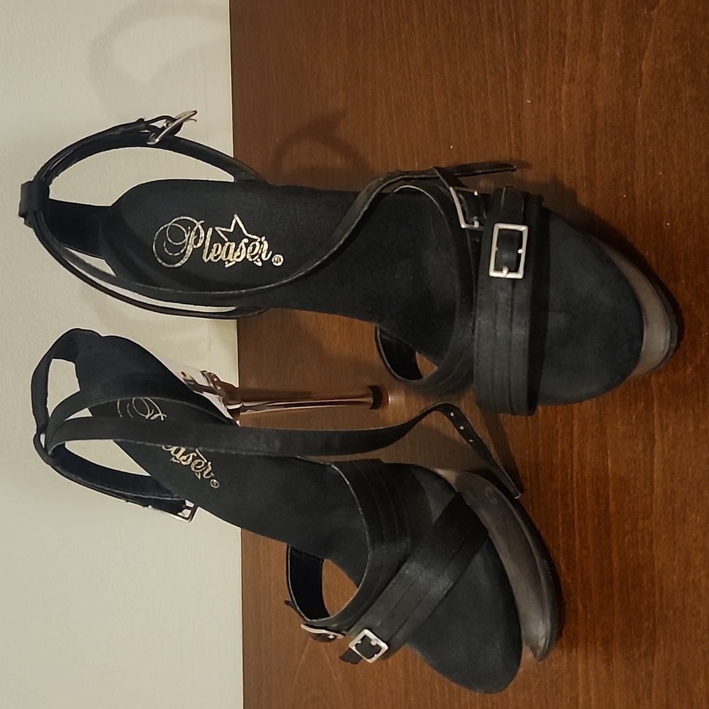 Elegant Black Strappy Heels